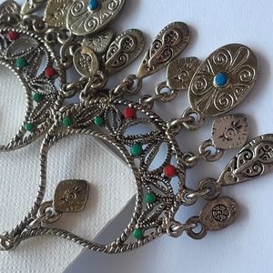 Earings costume jewelry